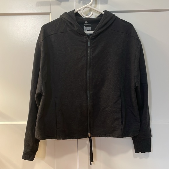 all in motion XL. Long sleeve Hoodie. Black - Picture 8 of 10